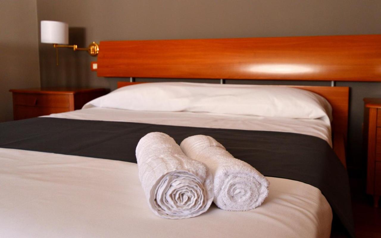 Le Cinema Bed & Breakfast Formia Bagian luar foto